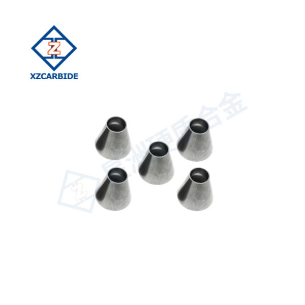 Wear-resistant sandblasting nozzle